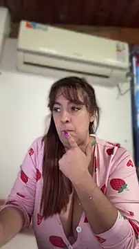 Czat XXX na żywo – Sofyalone_