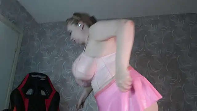 Stunningboobs: απευθείας συνομιλία ΧΧΧ