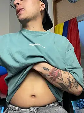Dereck_Klain Chat XXX in diretta