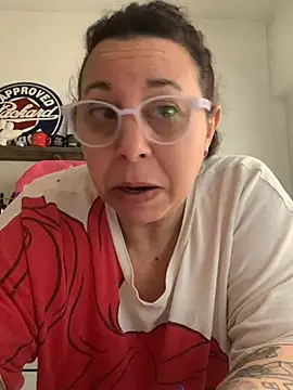 Chat XXX en directo de LupitaHaze