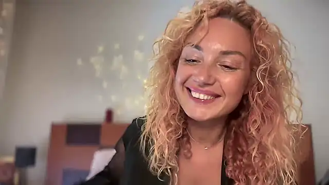 Živý XXX chat Reddgiirl