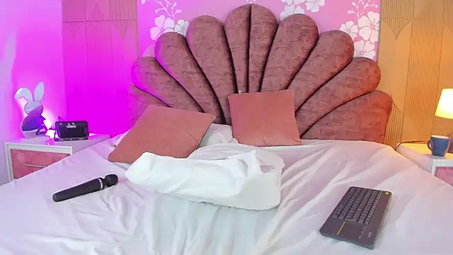 violetsmith1_ live XXX chat