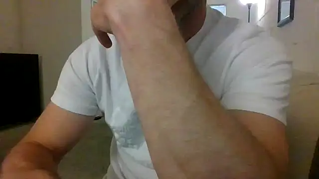 Chat XXX Live HotStraightDude