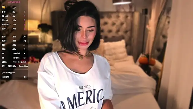 ParisianDoll লাইভ XXX চ্যাট