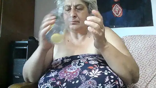 ExquisiteMature Adlı Modelin Canlı XXX Sohbeti
