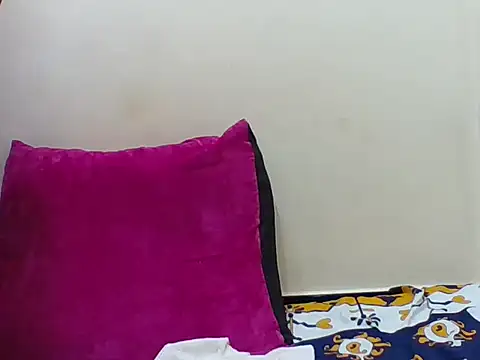 Sexyhotgal5 Adlı Modelin Canlı XXX Sohbeti