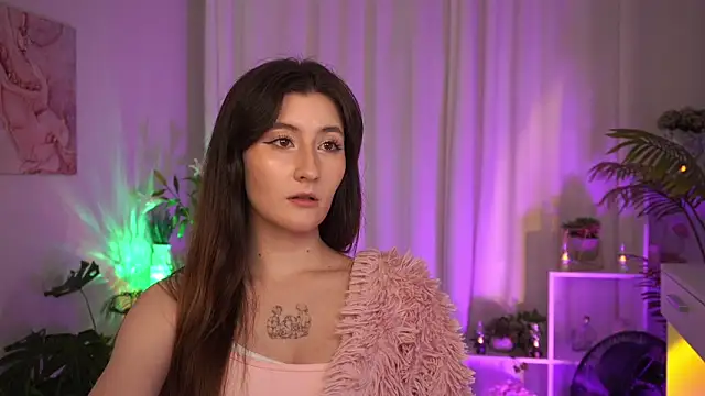 دردشة MayShawty الجنسية المباشرة