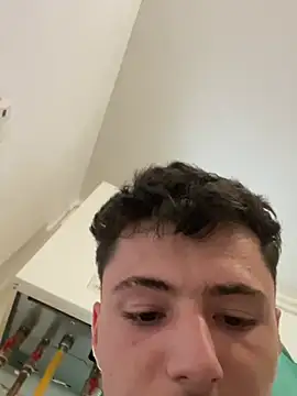 denysio89n Live XXX chat