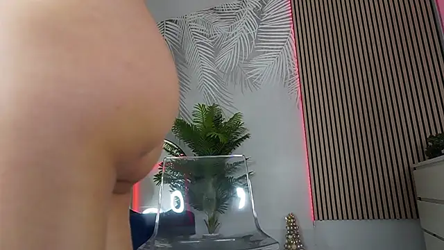 RaveBunny_ Adlı Modelin Canlı XXX Sohbeti