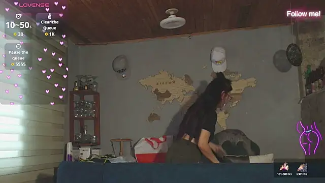 Živý XXX chat mia_devine_