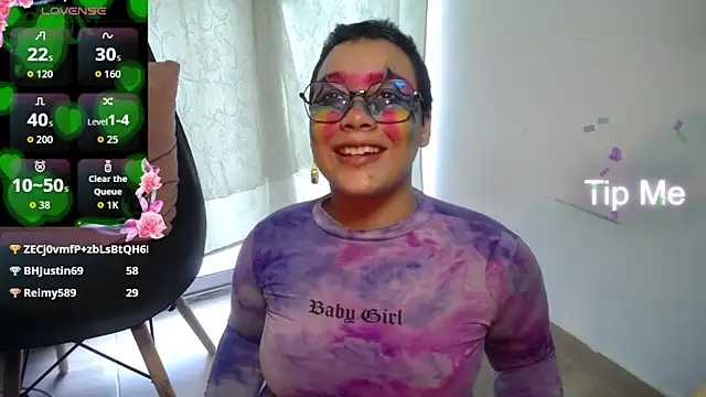 Cherry_vald Adlı Modelin Canlı XXX Sohbeti
