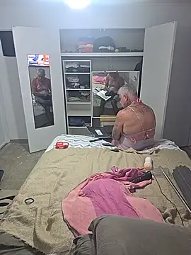 โชว์เว็บแคมของ Handsolo_porn