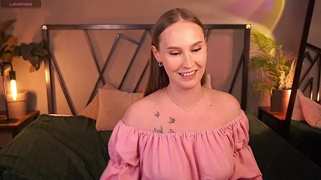ViMilka Chat XXX live