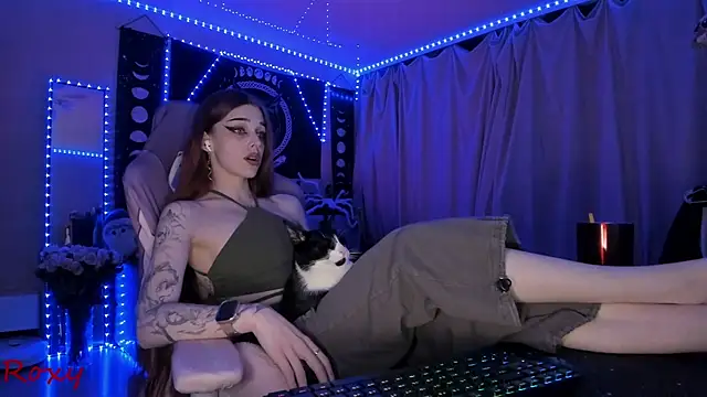 دردشة wet_dream_ الجنسية المباشرة