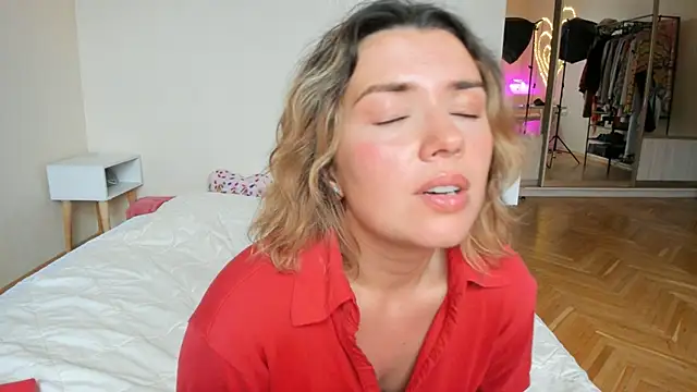 BrightDani 라이브 XXX 채팅