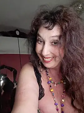 GypsyEsmeralda Chat XXX in diretta