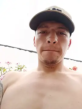 Mlkvzla Live XXX Chat