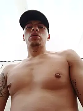 Mlkvzla Live XXX Chat