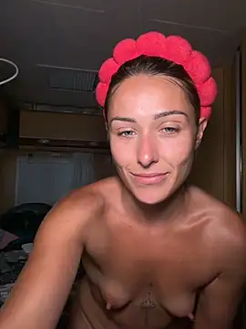 Chat XXX ao vivo de petrouchkaaa_