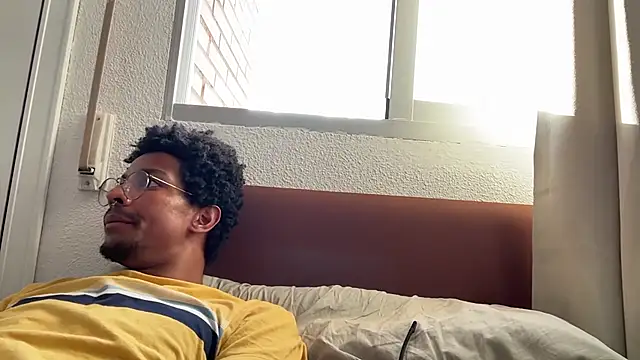 Chat XXX ao vivo de HoleBreeder