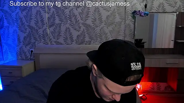 Chatroom XXX en direct de Cactus__James