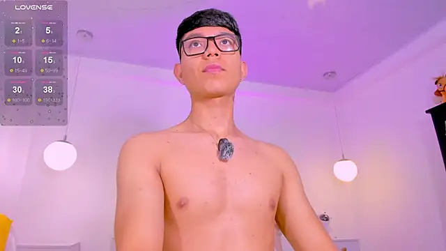CodyTwink 现场XXX聊天