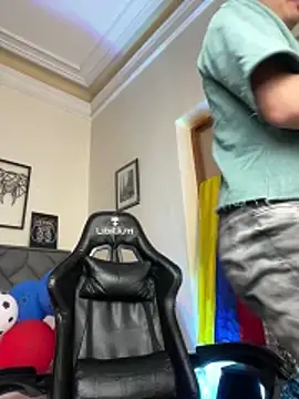Dereck_Klain Live XXX Chat