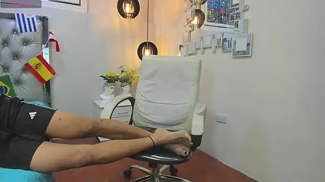 Ryan_grayx – Naživo XXX chat