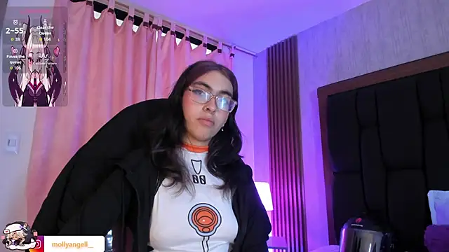 Molly_A's Live XXX Chat