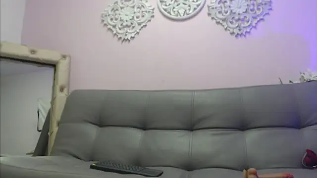 lily_rose1 Live XXX Chat