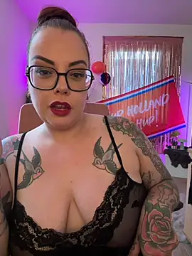XXX chat uživo modela Miss_Lucifer6