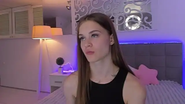 LuisaClover Live XXX Chat