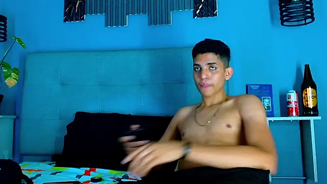 Lukaz_Caballero's Live XXX Chat
