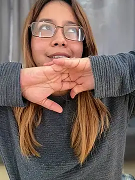 MerlyG Live XXX-Chat