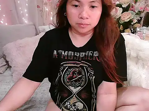 OhmyPinay 即時 XXX 聊天