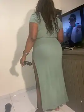 Cardiebae89 XXX чат на живо