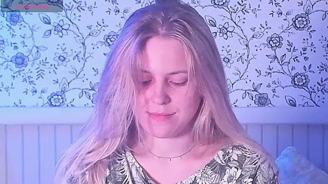 دردشة AngelAnty الجنسية المباشرة