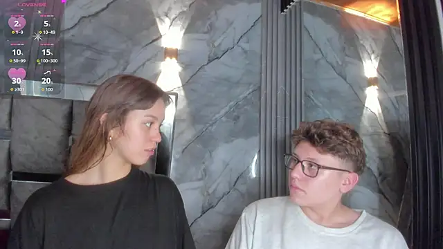 Manson_and_Zoe Live XXX-Chat