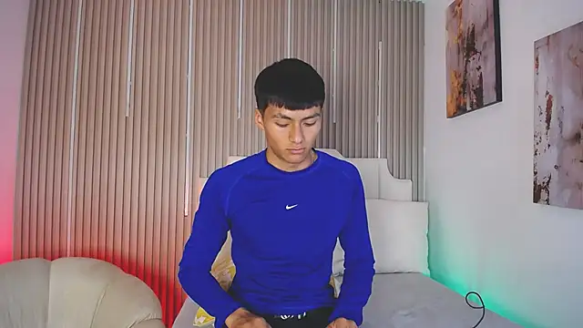 AdrianStark_ live XXX chat