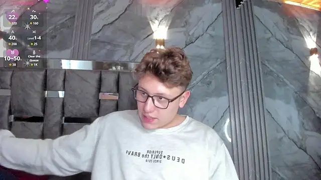Chat +18 de Manson_and_Zoe ao vivo