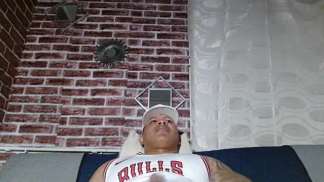 Chatroom XXX en direct de jordan_bigcock_