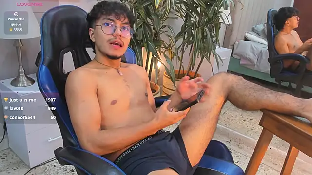 kai_storn Adlı Modelin Canlı XXX Sohbeti