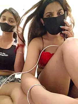 pooja_riya: вебкам-шоу