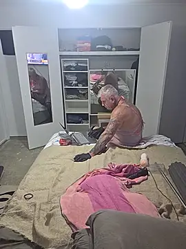 Handsolo_porn 在線直播表演