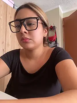 Miabonnett_ Chat XXX in diretta