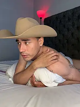 Czat XXX na żywo – Adam_Grey