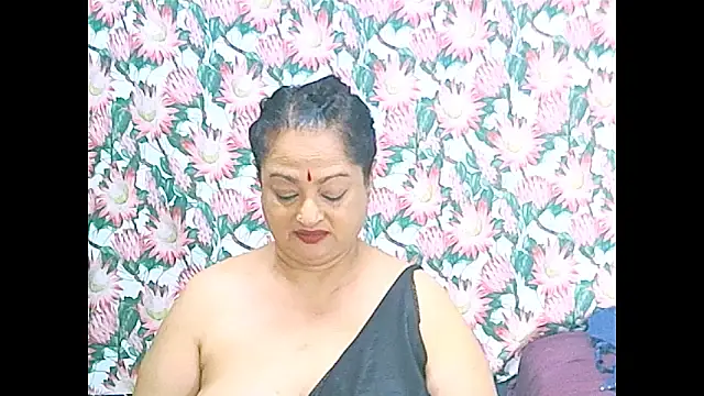 matureindian's Live XXX Chat