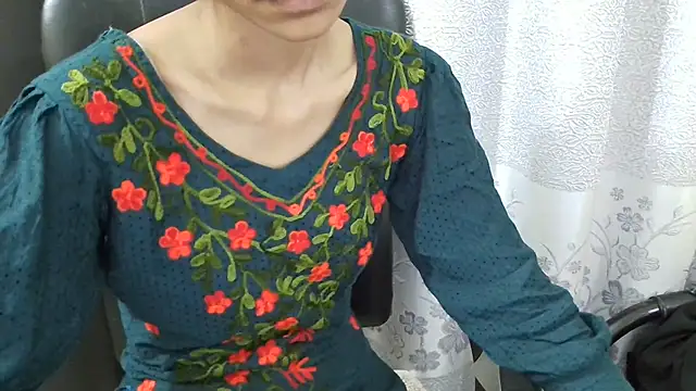 دردشة Shiuli_b الجنسية المباشرة