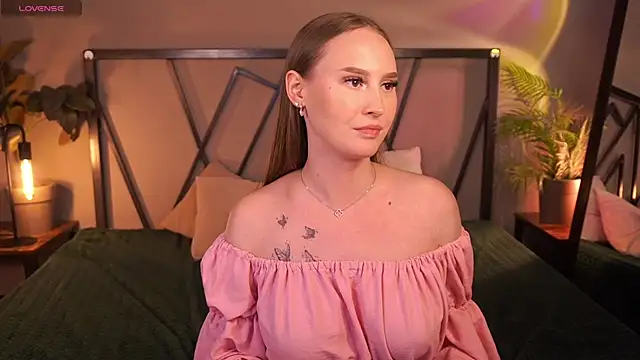 XXX chat uživo modela ViMilka
