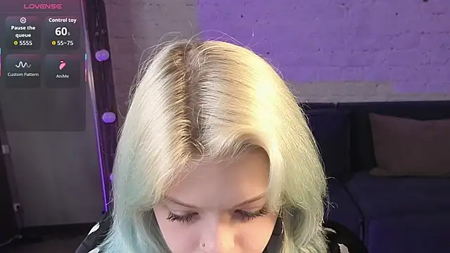 Clown_Princess élő XXX-chatje